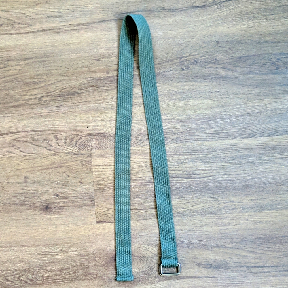 Size 36-42W Men's Fabric Loop Belt in Olive Green